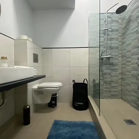 5 Apartment