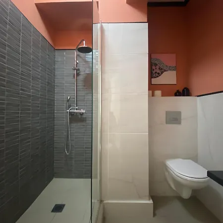 Apartment 5