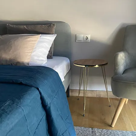 5 * Athens